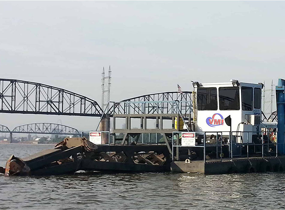 A VMI Gladiator 1230 portable cutter suction dredge at work in St. Louis, Missouri.
