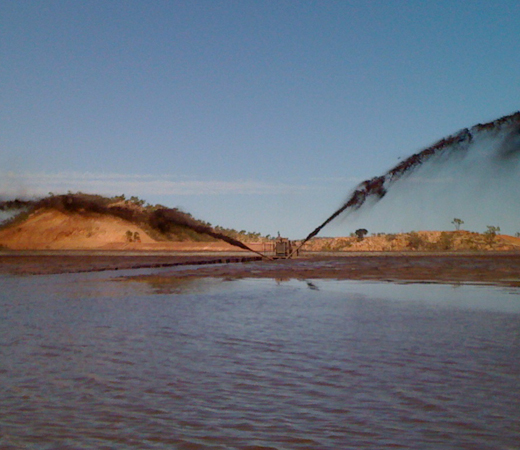 A VMI horizontal dredger working on location
